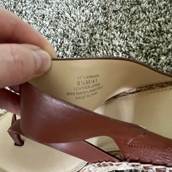 Vince Camuto wedge sandal size 9.5 - Picture 3 of 7
